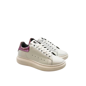 B68 Iconic White/Pink