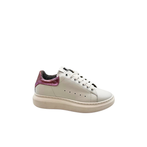 B68 Iconic White/Pink